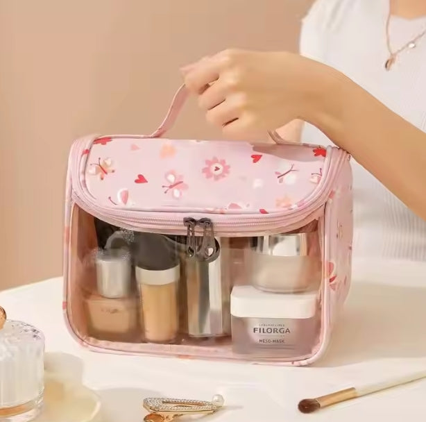 Daisy Print Cosmetic Bag