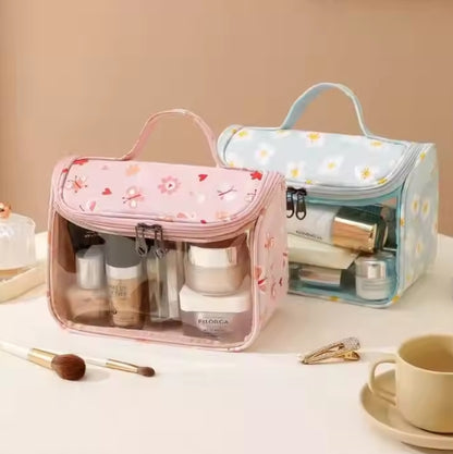 Daisy Print Cosmetic Bag