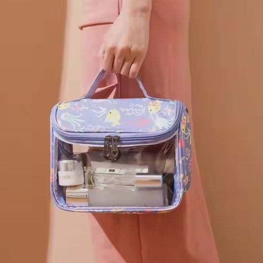 Daisy Print Cosmetic Bag